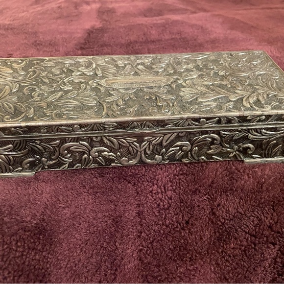 Vintage Silver Plated Jewelry Box circa 1991 - Picture 3 of 8